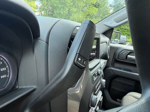Used 2023 Chevrolet Silverado 1500 Custom AWD/4WD image 30