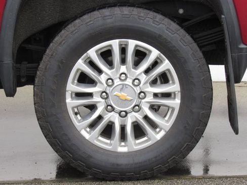 Used 2023 Chevrolet Silverado 3500 High Country image 42