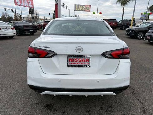 New 2025 Nissan Versa SV w/ Trunk Package image 5