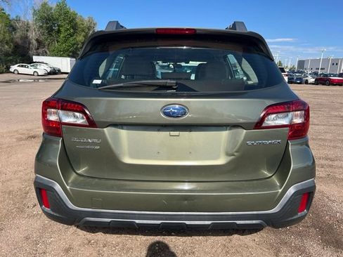 Used 2019 Subaru Outback 2.5i AWD/4WD image 5