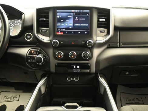 Used 2022 RAM 1500 Big Horn AWD/4WD image 17