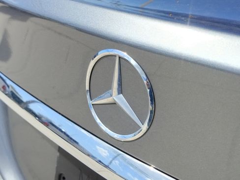 Used 2021 Mercedes-Benz C 300 Sedan image 8