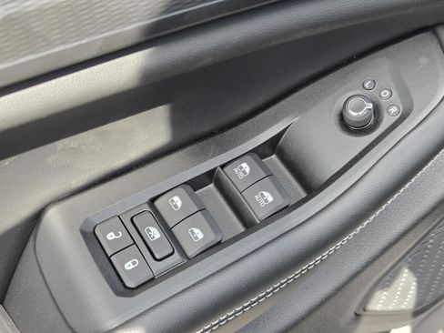 New 2026 Jeep Grand Cherokee Laredo RWD image 21