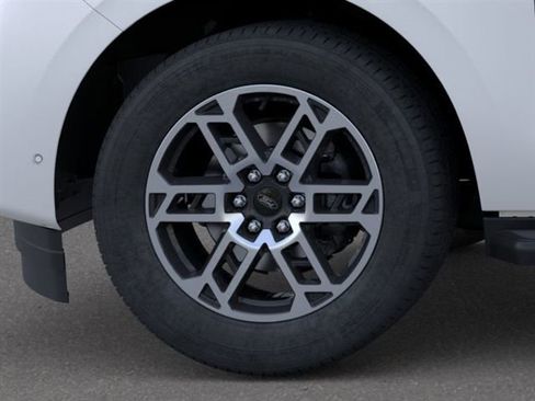 New 2026 Ford Expedition Active image 19