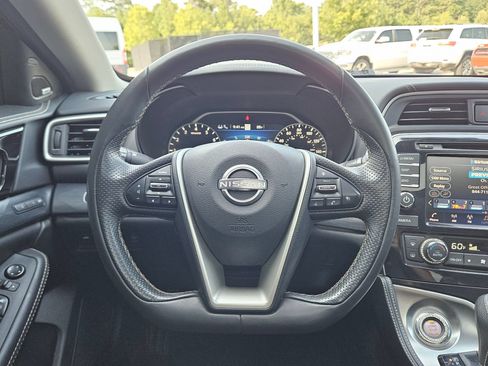 Used 2023 Nissan Maxima Platinum w/ Sport Mat Group FWD image 15