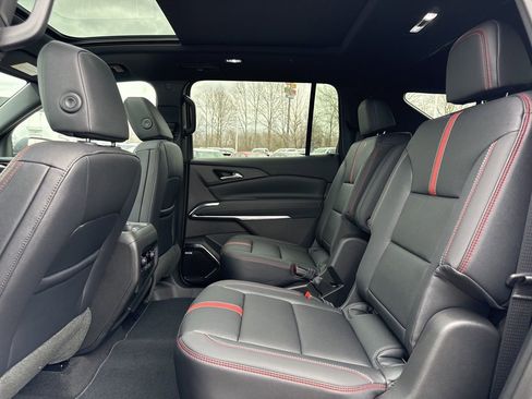 New 2026 Chevrolet Traverse RS image 13