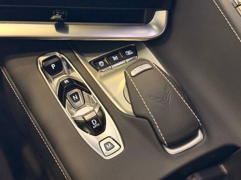 Used 2025 Chevrolet Corvette Stingray Preferred Conv w/ Battery Protection Package RWD image 18