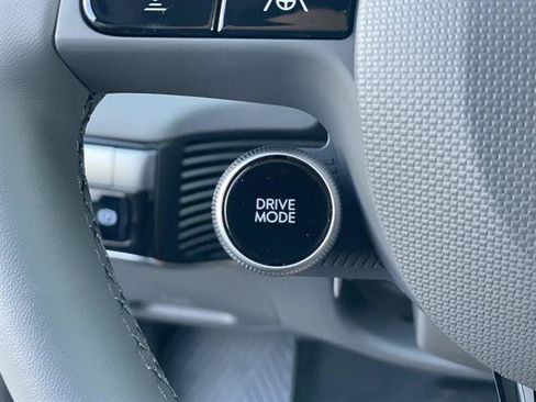 New 2026 Hyundai Ioniq 5 SE RWD image 10