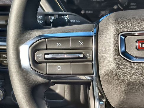 New 2026 GMC Yukon Elevation image 35