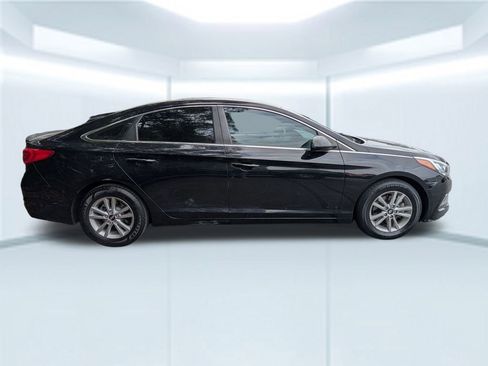 Used 2016 Hyundai Sonata SE w/ Cargo Package image 5