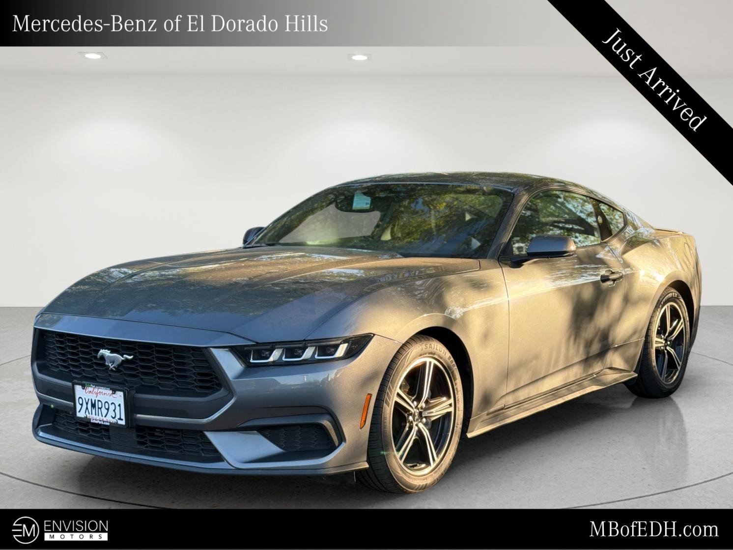 Used 2024 Ford Mustang Premium RWD image 1