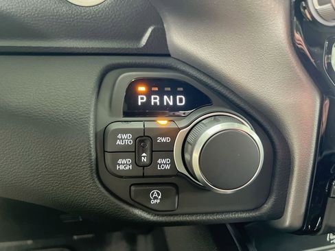 New 2026 RAM 1500 Big Horn AWD/4WD image 17