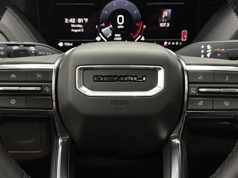 Used 2026 GMC Yukon XL Denali w/ Sun & Power Step Package AWD/4WD image 25