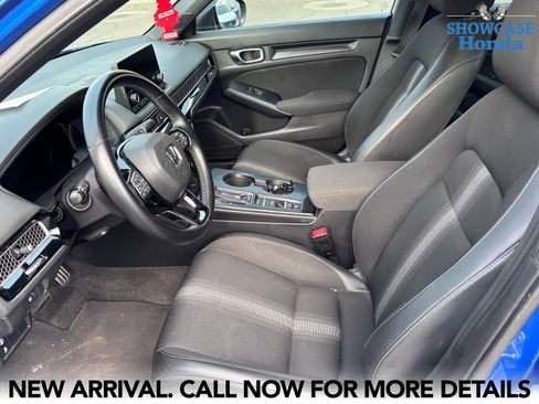 Used 2023 Honda Civic Sport image 9