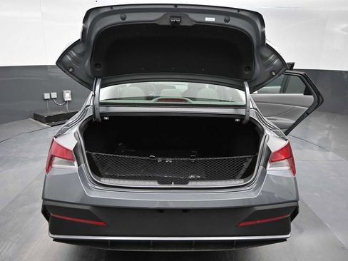 New 2026 Hyundai Elantra Sport FWD image 13