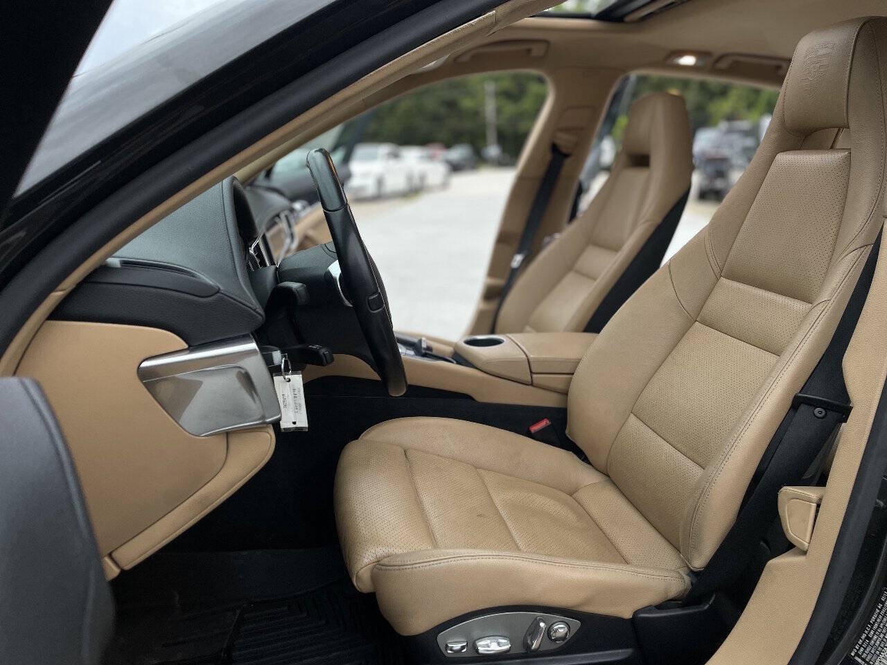 Used 2013 Porsche Panamera Platinum Edition RWD image 14
