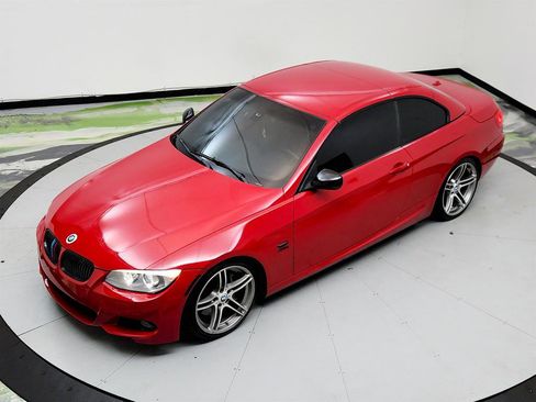 Used 2012 BMW 335is Convertible image 31
