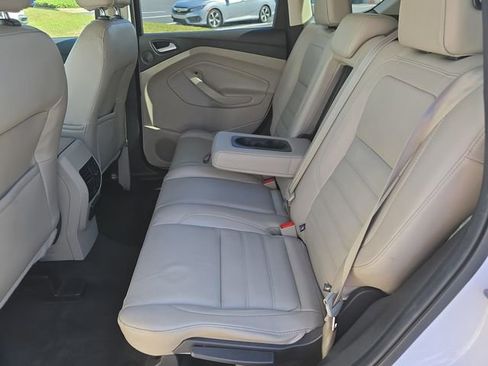Used 2017 Ford Escape Titanium image 14