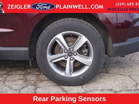 Used 2024 Ford Edge SEL w/ Convenience Package image 11