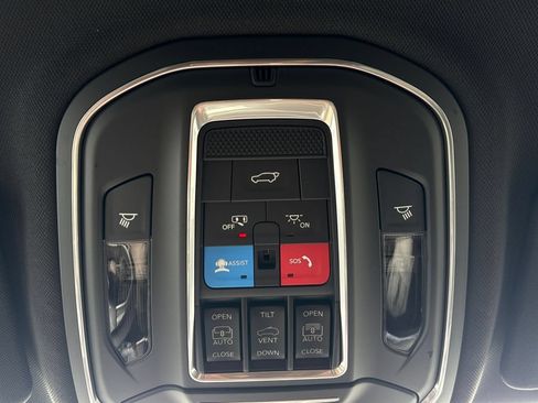 New 2026 Jeep Grand Cherokee L Limited RWD image 27