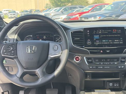 Certified 2023 Honda Passport EX-L image 10