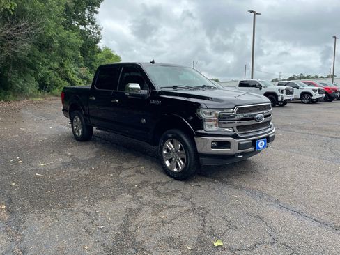 Used 2018 Ford F150 King Ranch w/ Equipment Group 601A Luxury AWD/4WD image 7