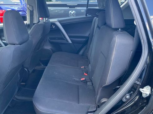 Used 2018 Toyota RAV4 XLE w/ Plus Extra Value Package AWD/4WD image 8
