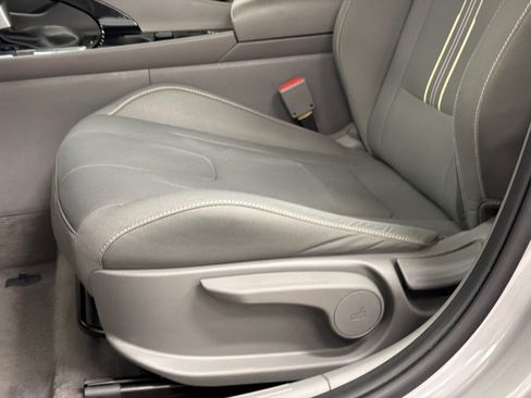 Used 2023 Hyundai Elantra SEL w/ Convenience Package FWD image 13