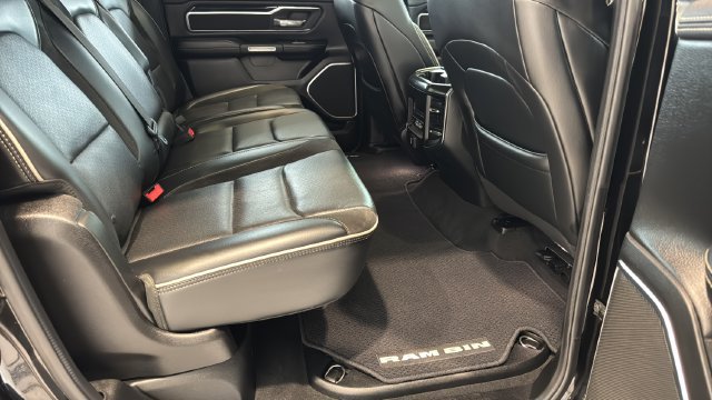 Used 2019 RAM 1500 Laramie AWD/4WD image 24