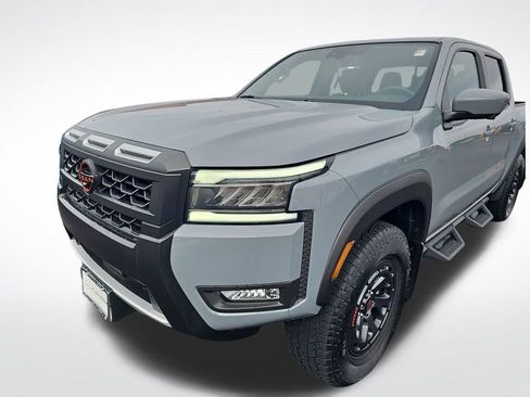 Used 2025 Nissan Frontier PRO-4X w/ Pro Premium Package image 27