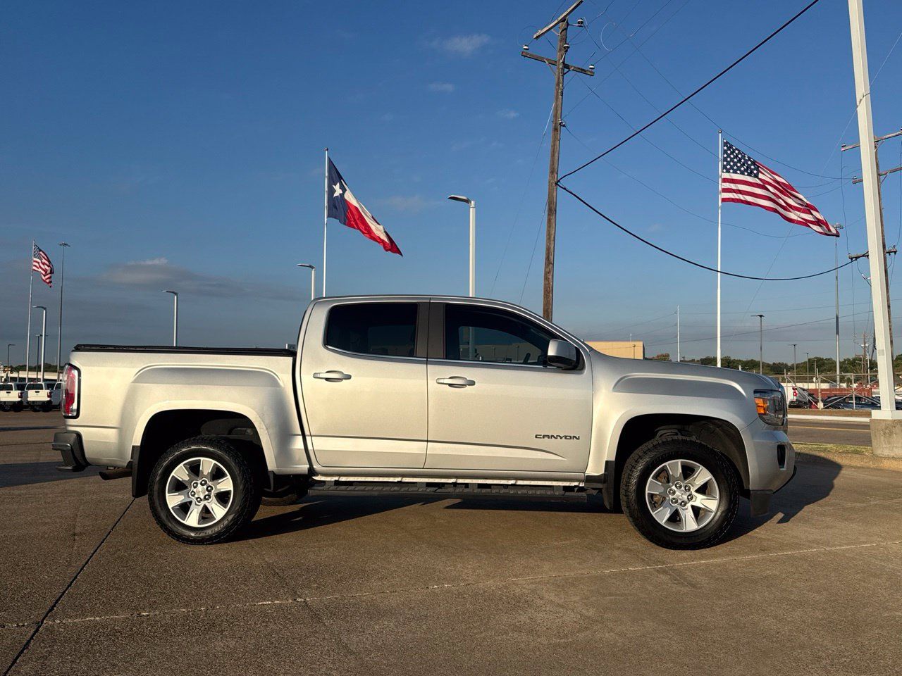 Used 2018 GMC Canyon SLE w/ SLE Convenience Package RWD image 22