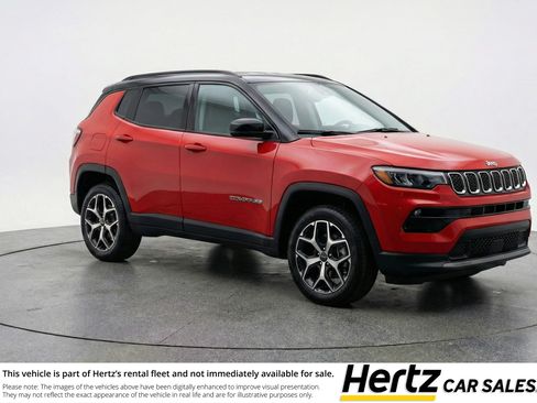 Used 2025 Jeep Compass Limited image 1