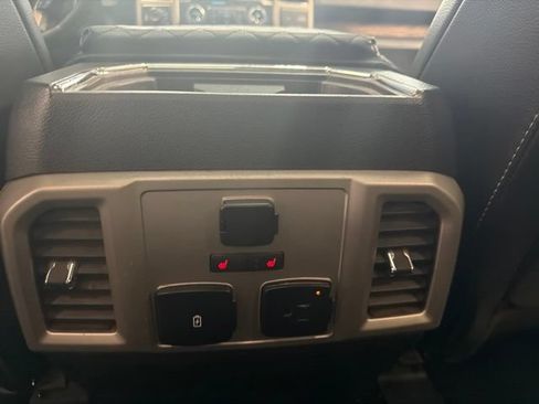 Used 2018 Ford F150 Lariat w/ Equipment Group 502A Luxury AWD/4WD image 12