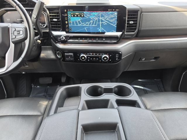 Used 2025 GMC Sierra 1500 SLT AWD/4WD image 18