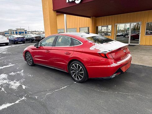 Used 2020 Hyundai Sonata SEL Plus w/ Tech Package image 3