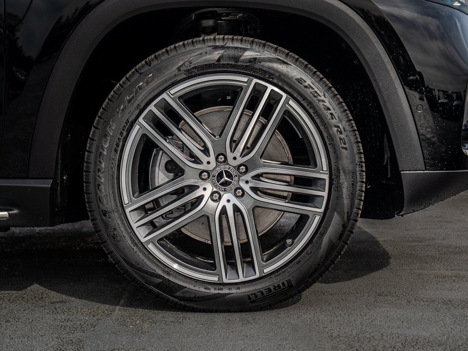 Certified 2026 Mercedes-Benz GLS 450 4MATIC image 13