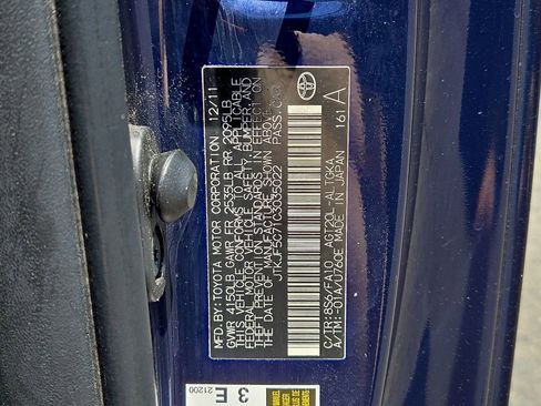 Used 2012 Scion tC FWD image 27