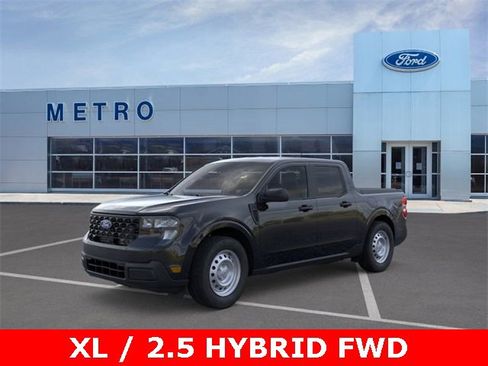 New 2025 Ford Maverick XL image 30