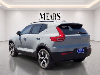 New 2026 Volvo XC40 B5 Plus w/ Protection Package Premier