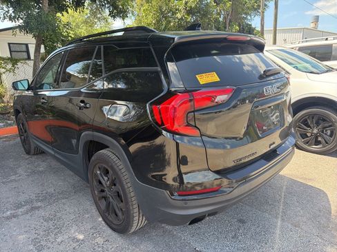 Used 2020 GMC Terrain SLT w/ Preferred Package image 7