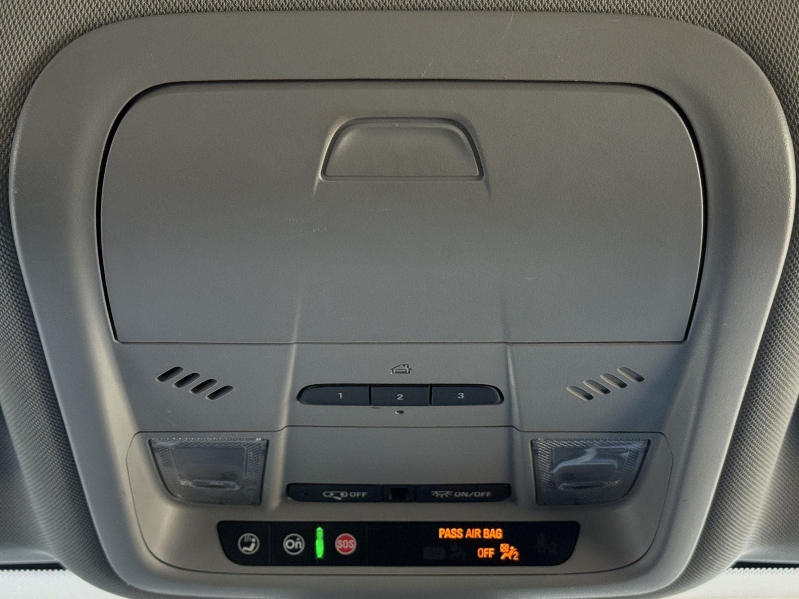 Used 2020 Chevrolet Equinox LT AWD/4WD image 41