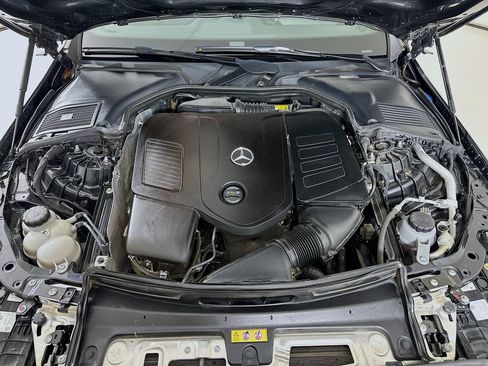 Used 2023 Mercedes-Benz C 300 Sedan image 32