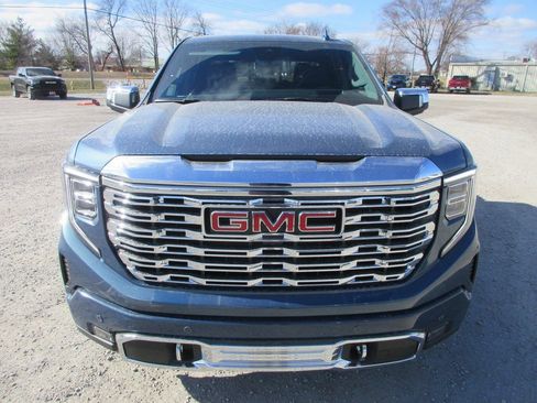New 2026 GMC Sierra 1500 Denali w/ Denali Reserve Package AWD/4WD image 11