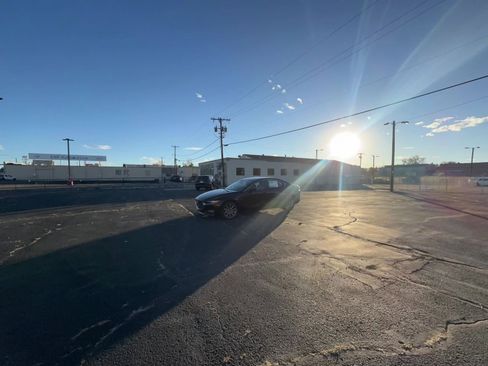 Used 2025 MAZDA MAZDA3 s image 10