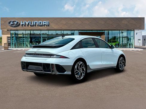 New 2025 Hyundai Ioniq 6 SEL RWD image 7