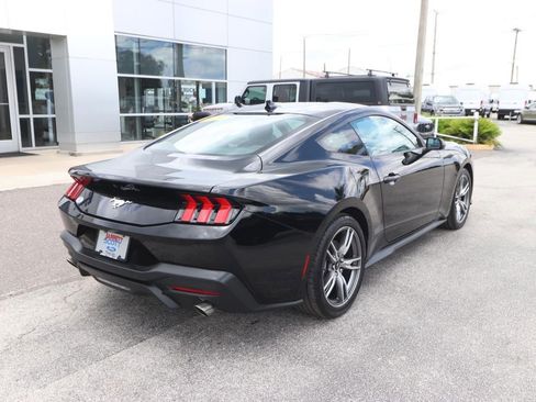 Used 2024 Ford Mustang Coupe RWD image 13