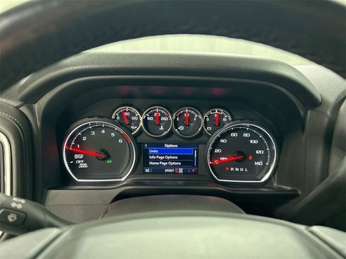 Used 2021 Chevrolet Silverado 1500 RST image 13