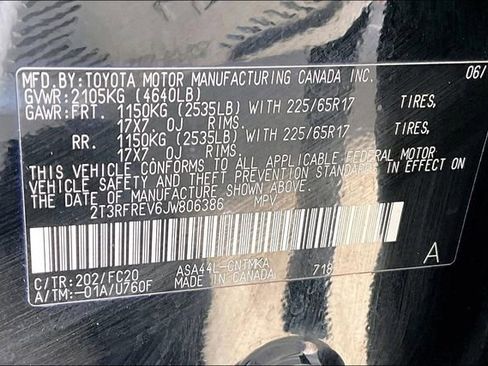 Used 2018 Toyota RAV4 XLE w/ Plus Extra Value Package image 16