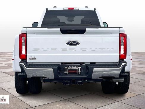 New 2026 Ford F350 XLT w/ FX4 Off-Road Package AWD/4WD image 4