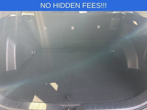 Used 2022 Toyota RAV4 LE FWD image 10